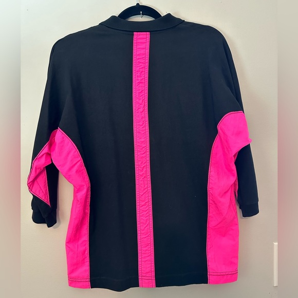 90s Bay Club Unisex Neon Pink/Black Collared Pullover SweatShirt, Tropical Fish - Picture 4 of 4